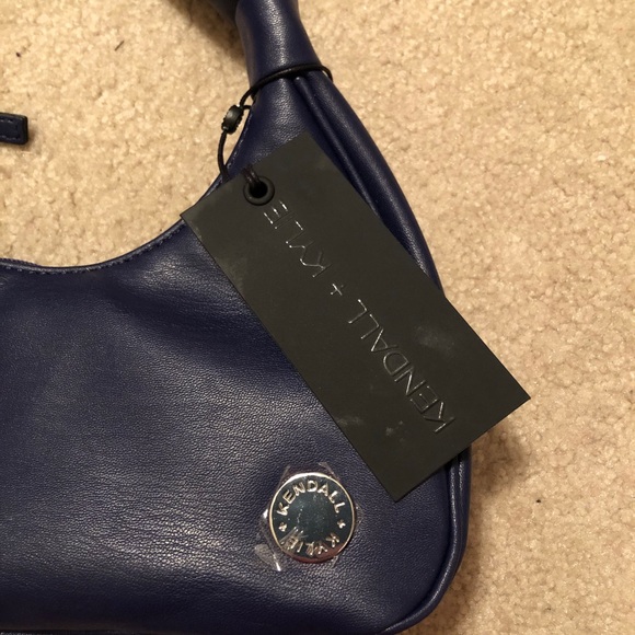 Kendall and Kylie Blue Marine / Navy Purse Small with Zipper & Inside Pocket NWT - Picture 6 of 14